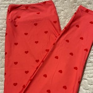 LuLaRoe Leggings TC Tall & Curvy Valentine Heart Print sz 12-18 NEW